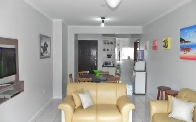 Residencial Regina Maris Apto 05