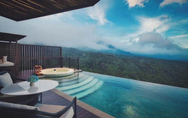 Отель Elevate Bali