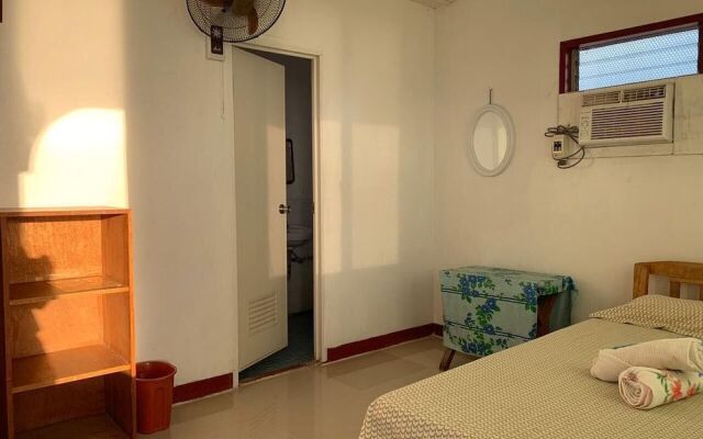 Monaliza Surf Resort