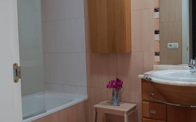 18 Torres San Lázaro