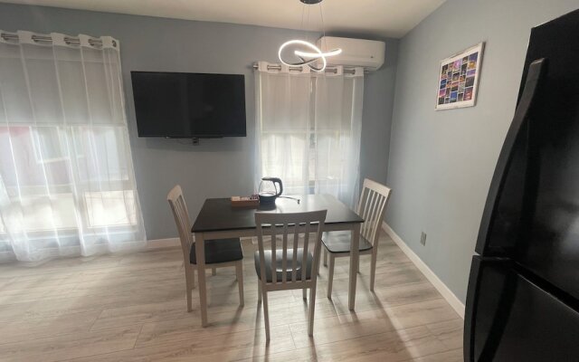 Quintessence ApartHotel