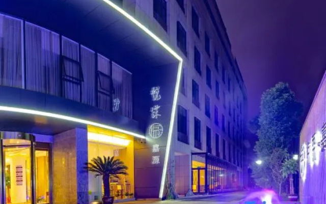 Yuemu Jiayuan Hotel