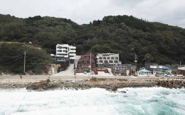 Youngduk Sora Pension