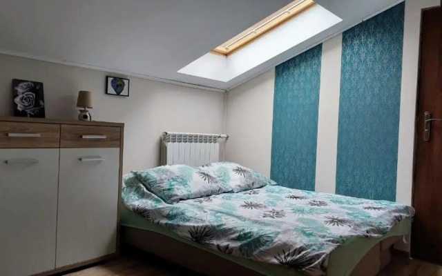 Pokoje Pod Dębowcem