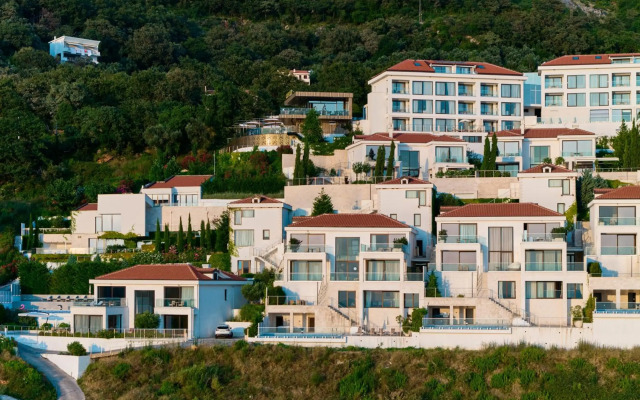 ĀNANTI Resort, Residences & Beach Club - The Leading Hotels of the World