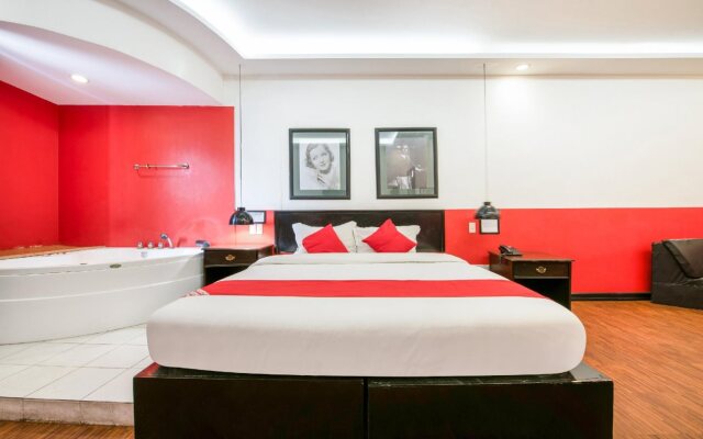 Red Rose Hotel