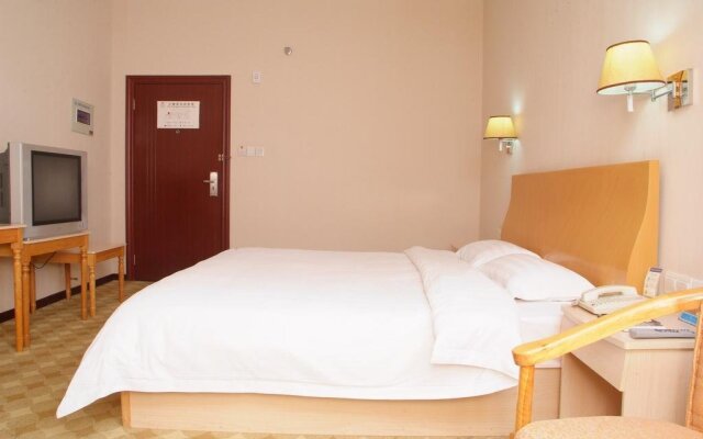 Super 8 Longyan Fa Zhan Plaza