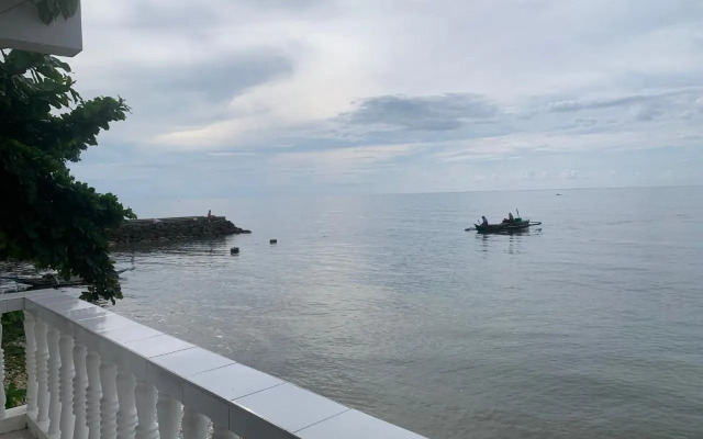 LUNA OSLOB TRAVELLERS INN - Beach Front