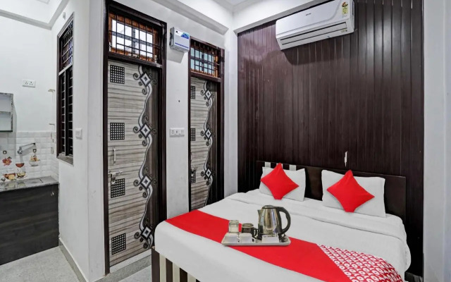 OYO Flagship 70217 Visitor Guest House