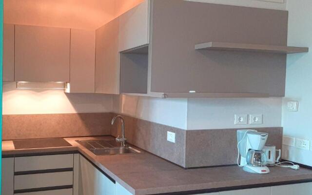 Appartamenti Benaco La Portella by Gardadomusmea