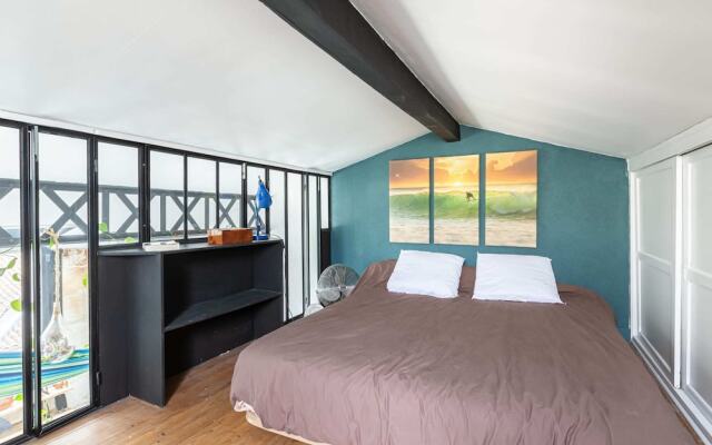 Surf Cocoon With Rooftop