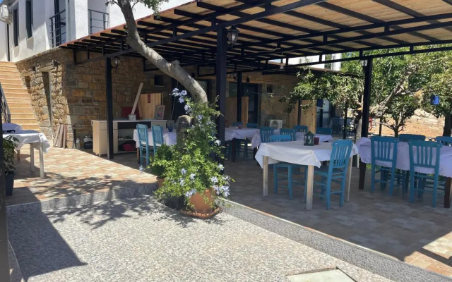 Imbrossa Hotel