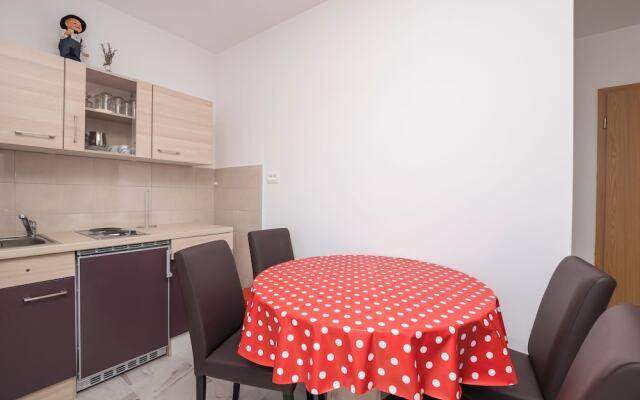 Apartments Mare