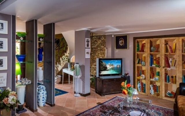 Locazione Turistica Villa Dafne