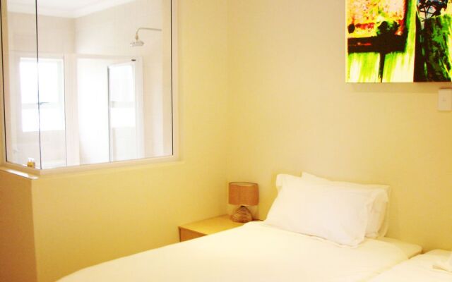 17 on 13th Guest House