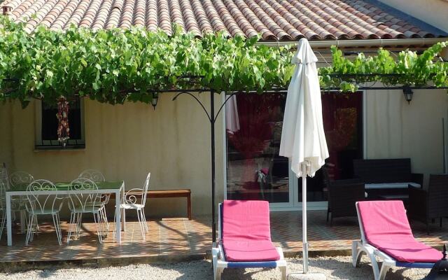 Villa Manura