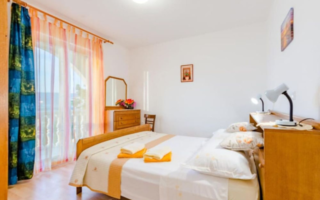 Apartment Ljubo