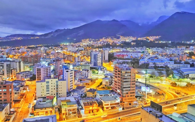 Luxury Carolina Quito Coliving Ecuador