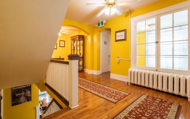 Chestnut Inn Bed and Breakfast