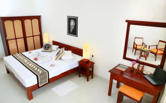 Sea Rock Villa