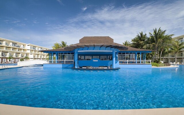 Azul Resort BY Karisma