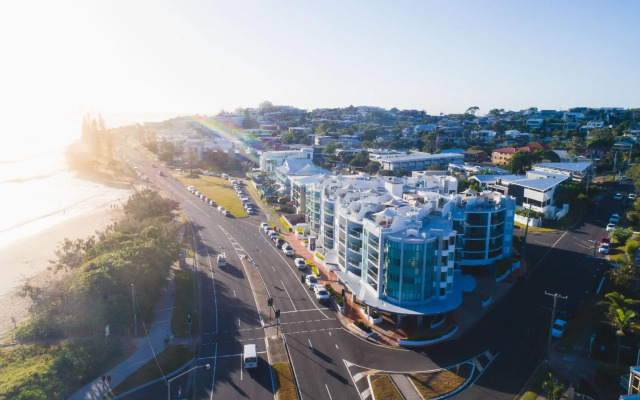 Grand Palais Boolarong Beachside Resort