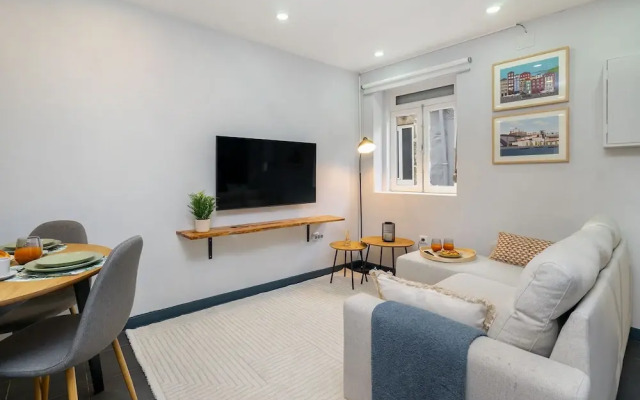 Porto City Center Comfort & Stylishly Furnished