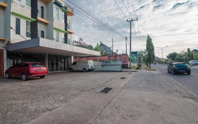 RedDoorz Plus near Simpang Rimbo Jambi