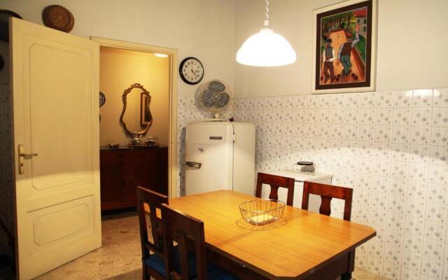 Teatro Greco Balcony Apartment