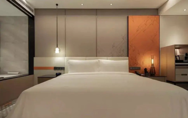 Voco Shanghai Hongqiao Hub, an IHG Hotel
