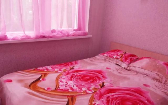 Uyutnaya kvartira s evroremontom