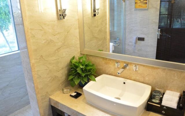 Dong Cheng Jing Jiang Hotel