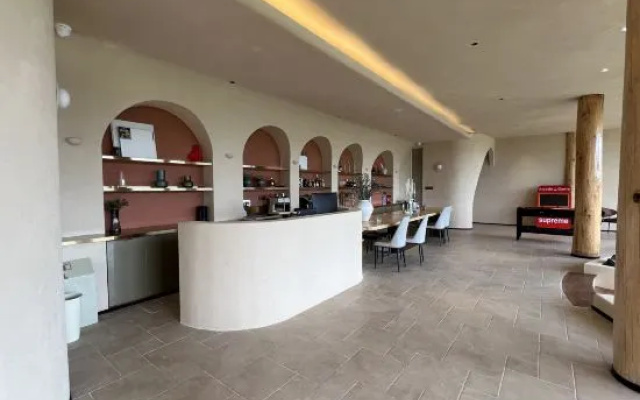 Raphael | Snow View Villa & Holiday Manor (Napahai Scenic Area) – Hotel Rooms – Shangri-La