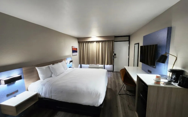 Smart Stay Inn