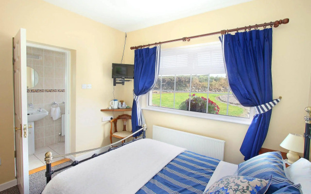 Reades Farmhouse