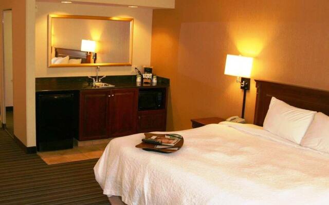 Hampton Inn & Suites by Hilton Toronto Airport