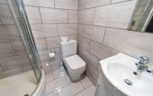 Large Studio Available on First Floor!