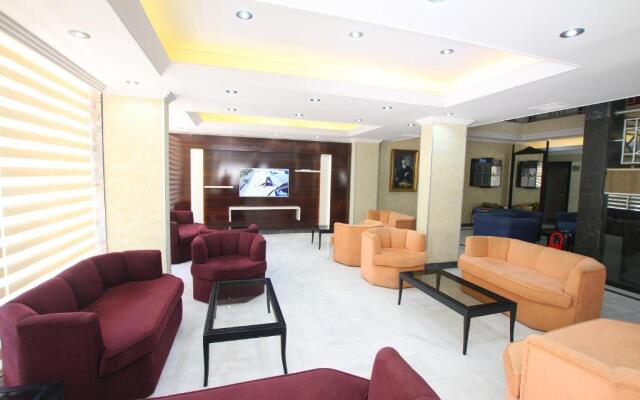 Myra Hotel