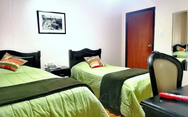 Hotel Muros Quito