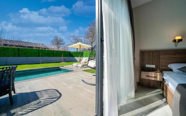2 Bedroom Private Villa with swimming pool