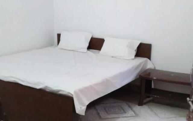 Shiv Ganga Guest House