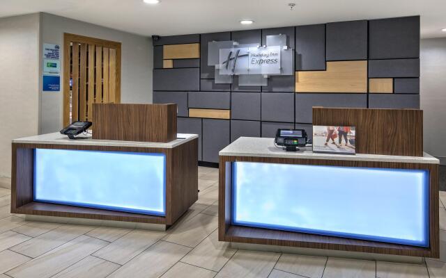 Holiday Inn Express & Suites Crossville, an IHG Hotel