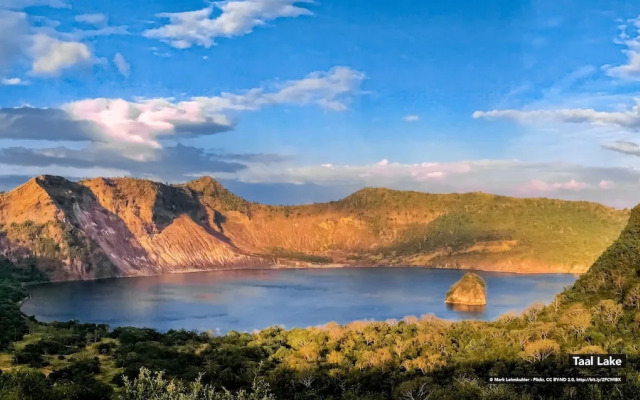 ZEN Premium Junction Tagaytay