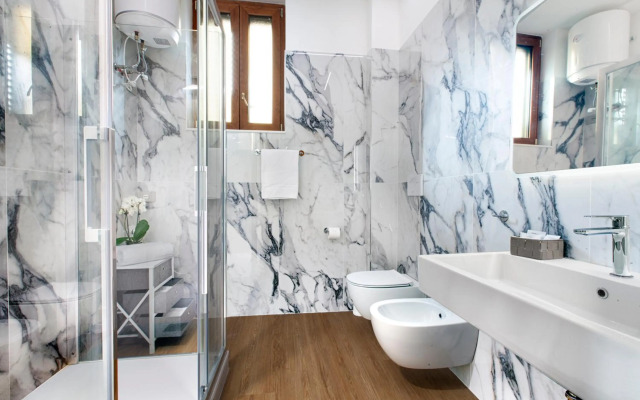 Sara Luxury Apartment 1