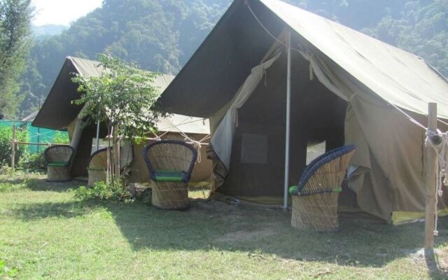 Mornis Camp and Resort