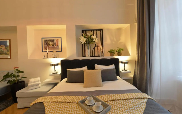 Royal Route Residence