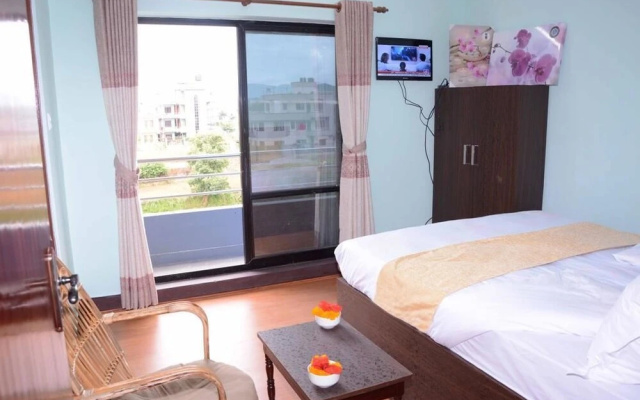 Hotel Golden Three