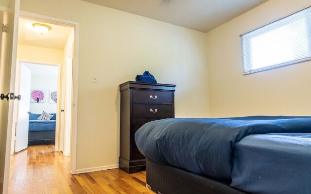 Sunny Palo Alto Two Bed