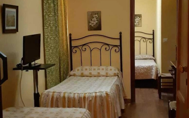 Hostal Rural Las Lomas