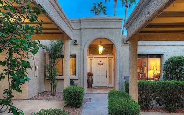 Continental Gardens By Signature Vacation Rentals